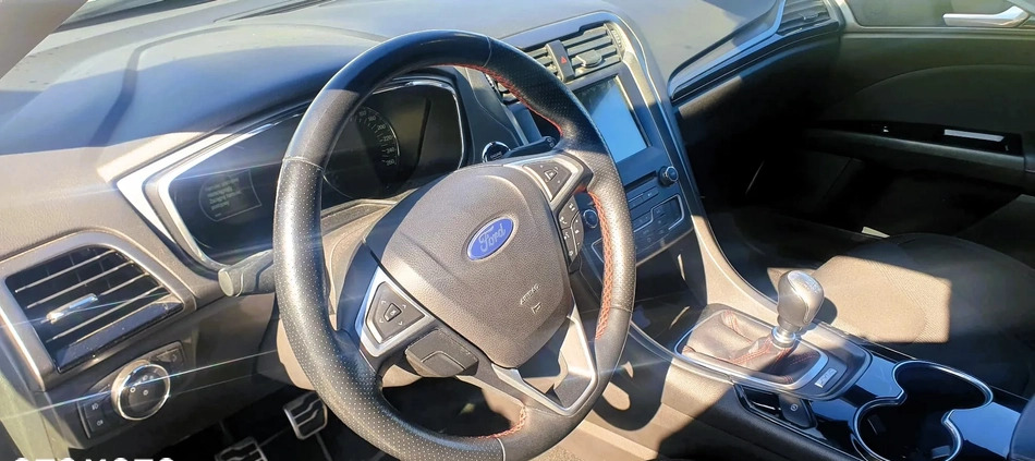 Ford Mondeo cena 63900 przebieg: 170000, rok produkcji 2017 z Bytów małe 92